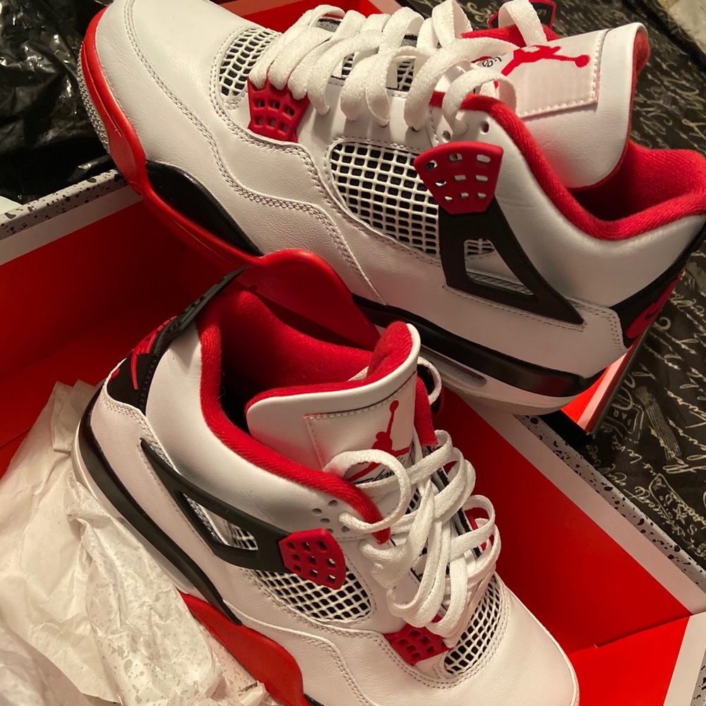 Fire Red 4s - Picture 2 of 3